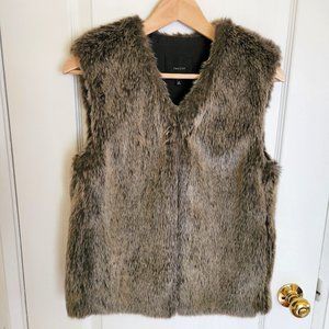 Aritzia Talula Park Slope Faux-Fur Vest